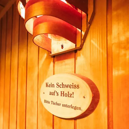 Morgennebel Lodge, Mit Schwimmbad Und Sauna * בראונלאגה
